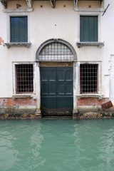 Fototapeta na wymiar Water door, Venice