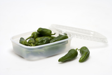 envases con pimientos