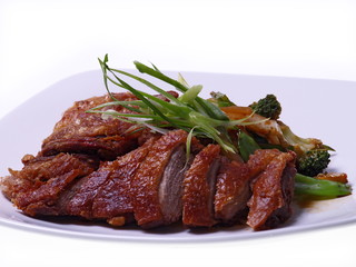 chinesische hongkong ente mit sprossen gemüse