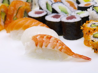 sushi platte japanische häppchen