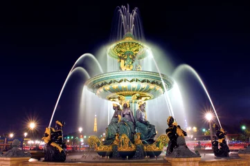 Poster de jardin Fontaine Paris. Place de la Concorde: Fountain at night