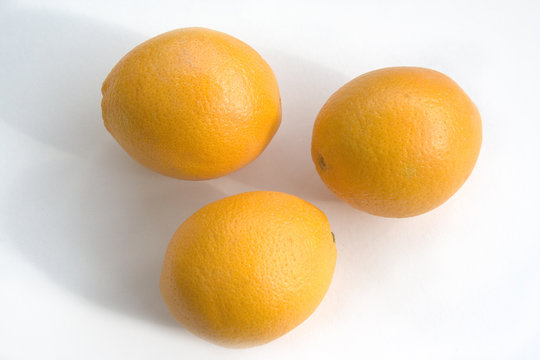 3 oranges