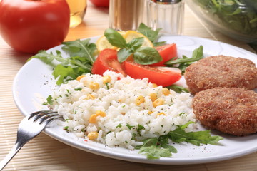 Steak with rice and vegetables