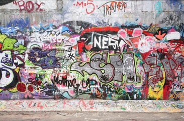 mur de graffitis