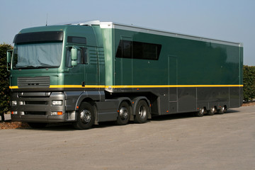 green support truck