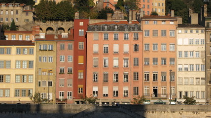Lyon, façades sur les quais de Saône