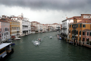 Fototapeta na wymiar Rainstorm rolling into the Grand Canal, Venice