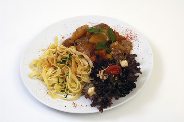 assiette de pâtes