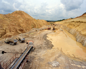 Industrial quarries of the Ukraine