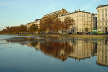 Obraz premium Canal Reflections