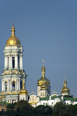 Fototapeta na wymiar Kiev Lavra 3 domes