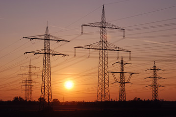 Fototapeta premium Power lines at Sunset