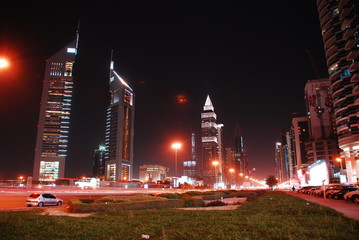 Fototapeta na wymiar Dubai w nocy