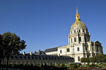 Fototapeta na wymiar Les Invalides w Paryżu. Francuski