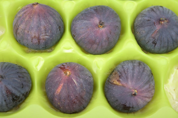 fresh figs