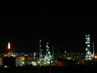 Fototapeta na wymiar Night Refinery