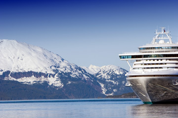 Cruise ship