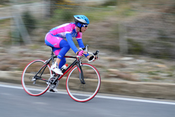 Cycliste en effet fil&eacute;