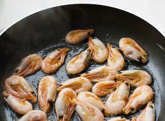 Frying pan with sea food