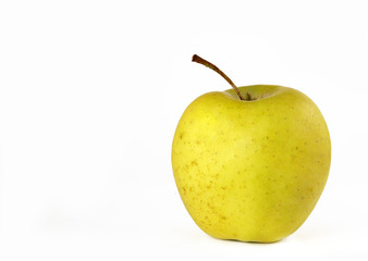 Yellow aplle isolated