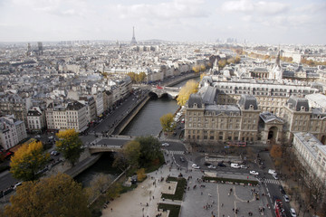 Paris vu des tours de la cathédrale Notre-Dame