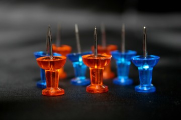 drawing pins