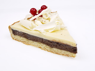 weißer und dunkler schokoladen kuchen