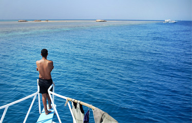 en bateau