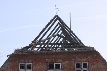 verbrannter Dachstuhl