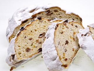 weihnachtliches marzipan stollen