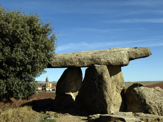 dolmen © Jose Hernaiz