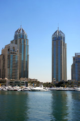 Fototapeta na wymiar Dubai Marina skyscraper, united arab emirates