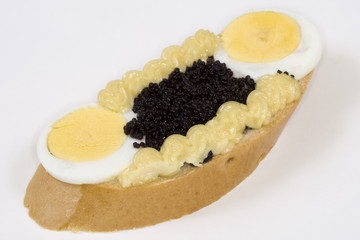 Kaviarbrötchen