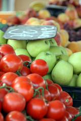 Fototapeta na wymiar rynku owoców i warzyw