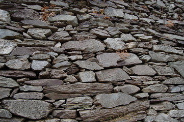 veilles pierre