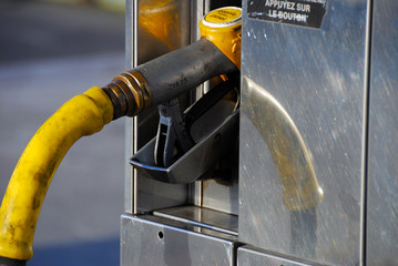 Carburant trop cher ?