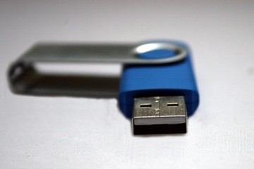 flash drive