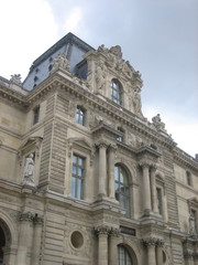 Fototapeta na wymiar Pavillon du Louvre