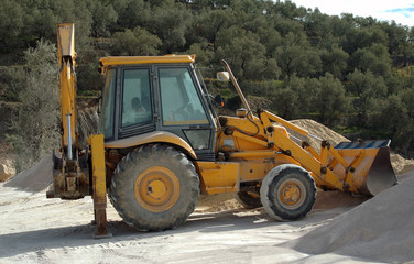 Maquina excavadora