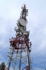 Cellular communications tower