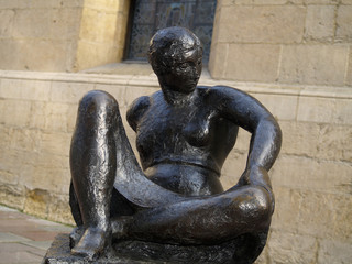 mujer sentada