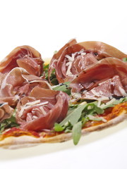 pizza mit parma schinken