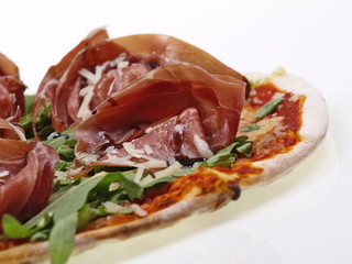 pizza mit parma schinken