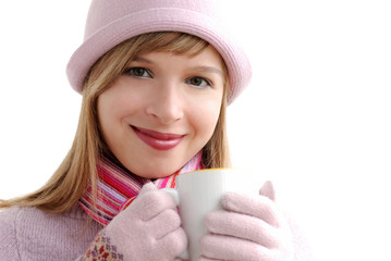 ragazza con tazza bianca
