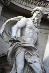 Trevi Fountain, Detail