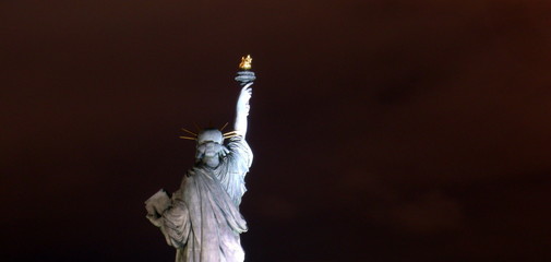statue of liberty © AJORON
