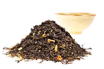 green tea with tea cup