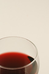 détail de verre en crystal et vin