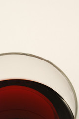 détail de verre en crystal et vin
