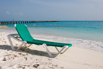 Chaise Longue in Paradise